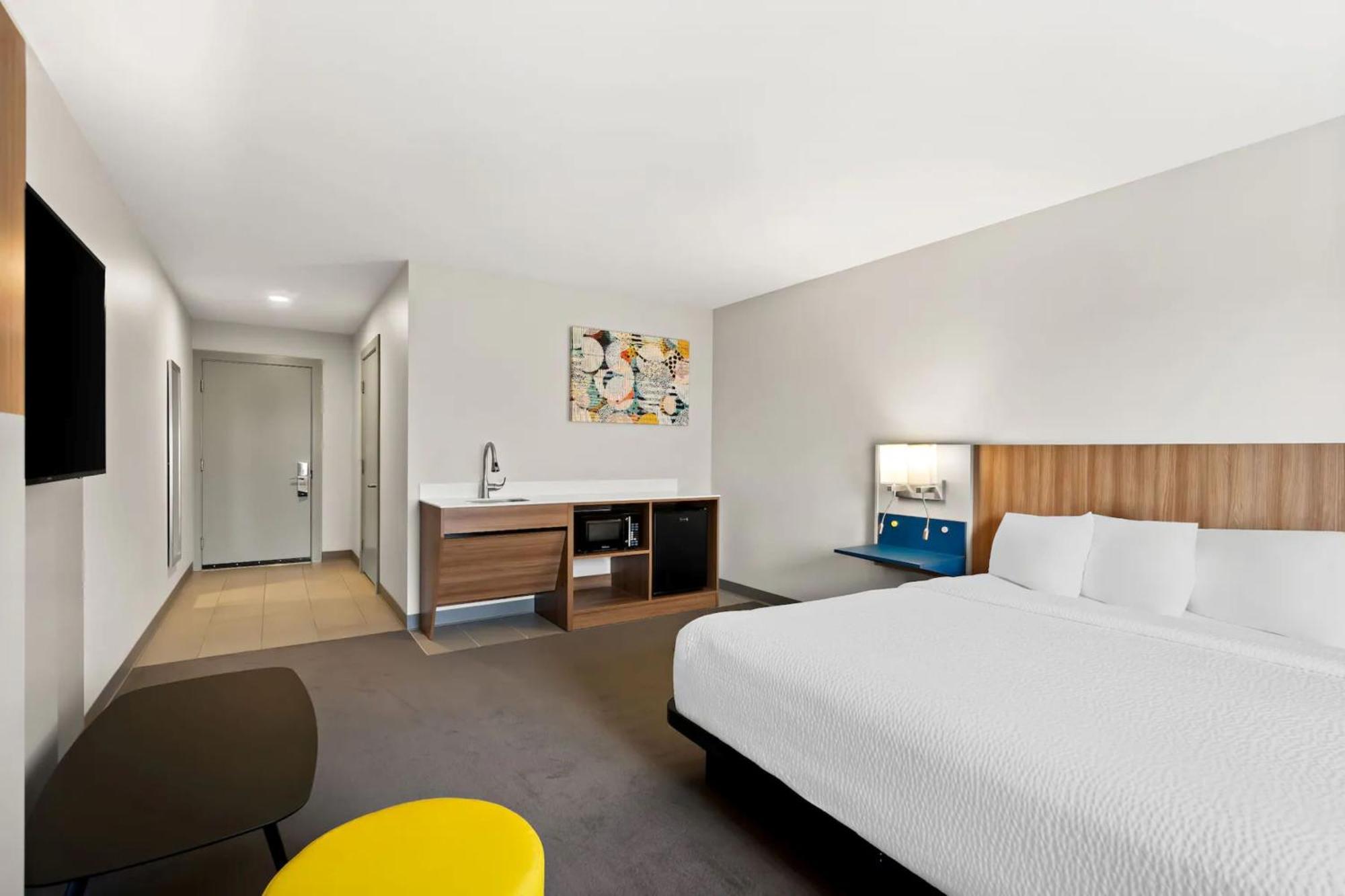 Holiday Inn Express & Suites George - Quincy South By Ihg Exterior photo